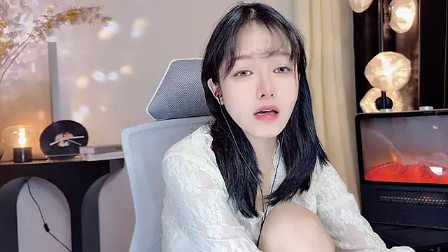 xiaodaibabyy online show from 01/31/25, 03:11