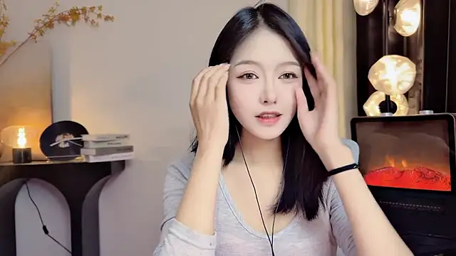 xiaodaibabyy online show from 02/16/25, 02:00