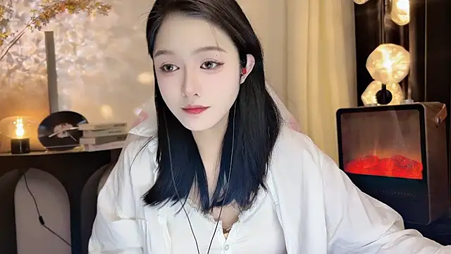 xiaodaibabyy online show from 02/24/25, 01:21