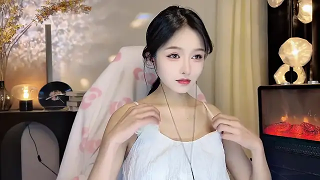 xiaodaibabyy online show from 02/25/25, 01:17