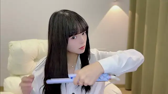 xiaodaibabyy online show from 10/14/25, 06:25