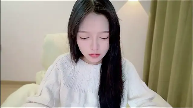 xiaodaibabyy online show from 11/06/25, 02:40