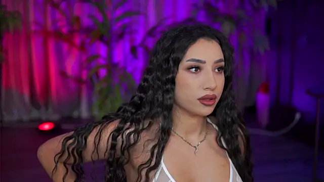 GinaValentinna online show from 09/25/25, 06:44