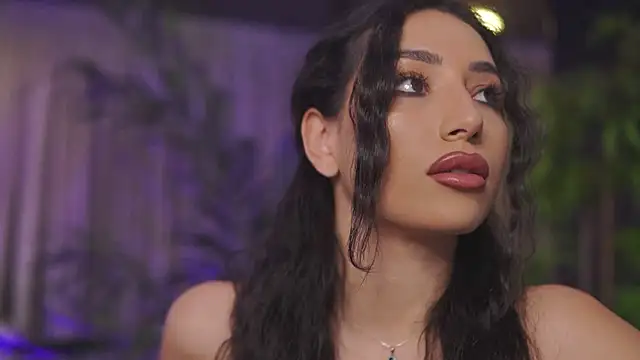 GinaValentinna online show from 04/18/26, 07:58