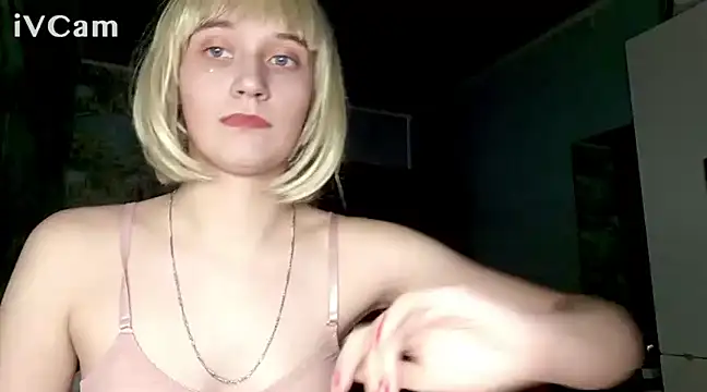 -LauraGold- online show from 12/02/24, 03:14