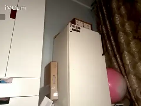 -LauraGold- online show from 12/17/24, 01:50