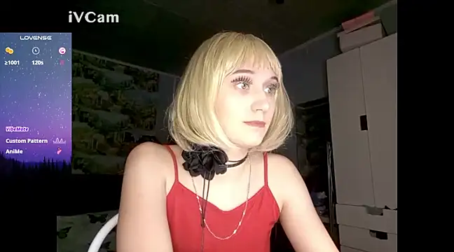 -LauraGold- online show from 12/23/24, 04:17