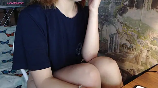 -LauraGold- online show from 12/28/24, 11:41