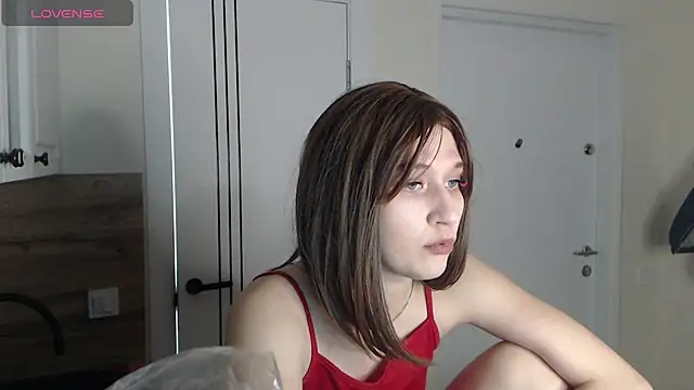 -LauraGold- online show from 02/24/25, 06:47