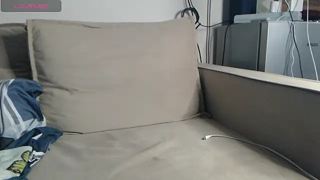 -LauraGold- online show from 03/01/25, 11:26