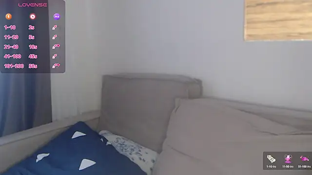 -LauraGold- online show from 03/19/25, 05:52