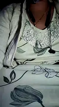 lovelyruhi online show from 01/19/25, 06:21