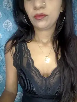 Snapshot of Blackberry_Item chatting on 10/12/25, 05:45 Blackberry Item online show from 10/12/25, 05:45