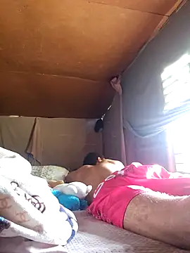 Snapshot of jose5320_20 chatting on 09/13/25, 12:38 jose5320 20 online show from 09/13/25, 12:38