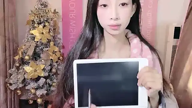 Lili-2 online show from 12/24/24, 06:33