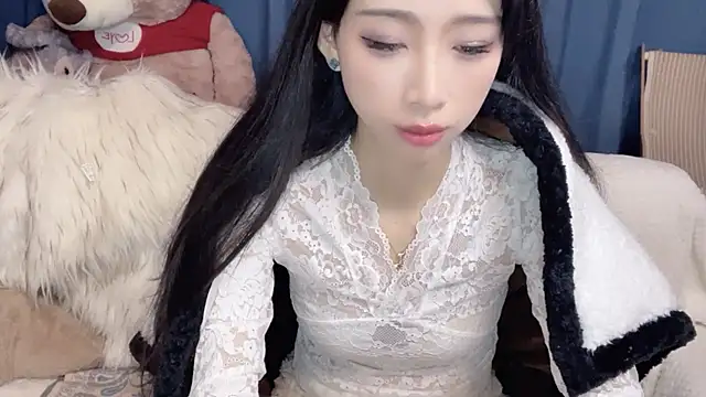 Lili-2 online show from 01/19/26, 03:05