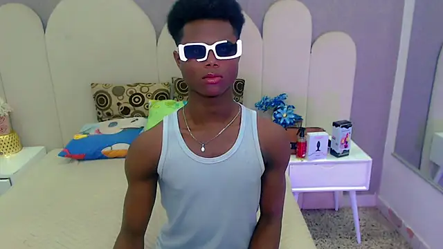 Snapshot of joel_blackcock chatting on 02/03/25, 05:46 joel blackcock online show from 02/03/25, 05:46