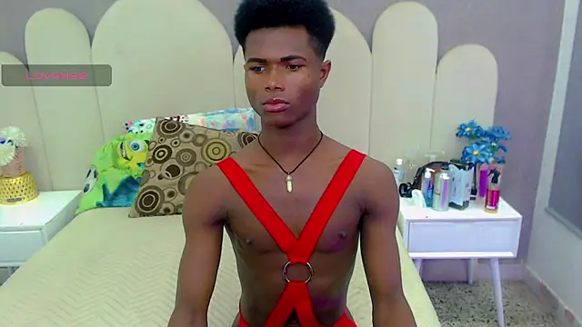 Snapshot of joel_blackcock chatting on 02/09/25, 03:32 joel blackcock online show from 02/09/25, 03:32