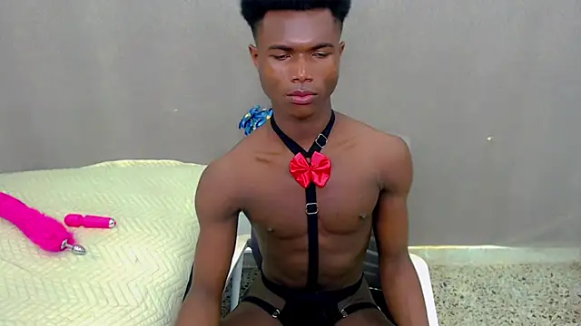 Snapshot of joel_blackcock chatting on 02/20/25, 06:24 joel blackcock online show from 02/20/25, 06:24