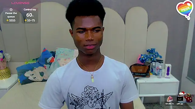 Snapshot of joel_blackcock chatting on 02/25/25, 03:27 joel blackcock online show from 02/25/25, 03:27