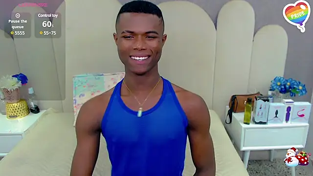 Snapshot of joel_blackcock chatting on 03/18/25, 02:25 joel blackcock online show from 03/18/25, 02:25