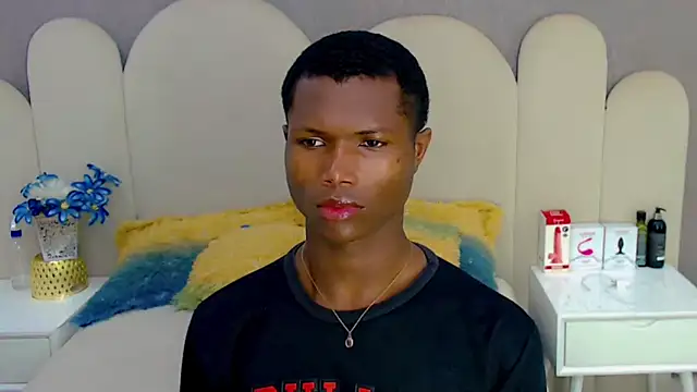 Snapshot of joel_blackcock chatting on 09/10/25, 04:29 joel blackcock online show from 09/10/25, 04:29