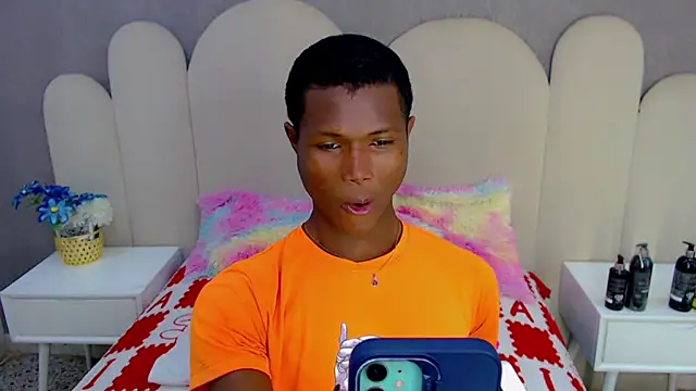 Snapshot of joel_blackcock chatting on 10/21/25, 03:13 joel blackcock online show from 10/21/25, 03:13