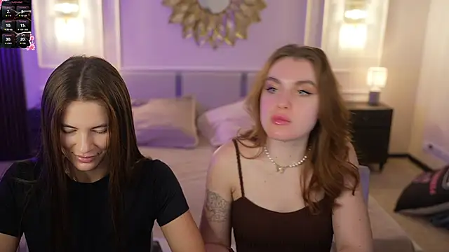 Julia  Star  online show from 10/04/25, 10:35