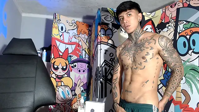 Nickhot0609 online show from 02/10/25, 10:09