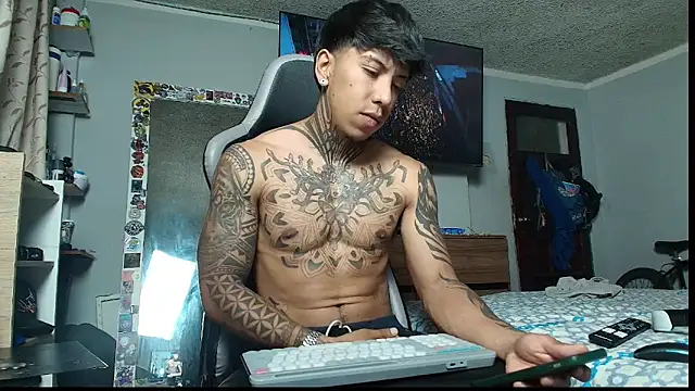 Nickhot0609 online show from 01/16/26, 02:26