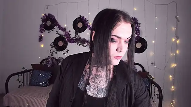 EvanEdie online show from 12/10/24, 10:17