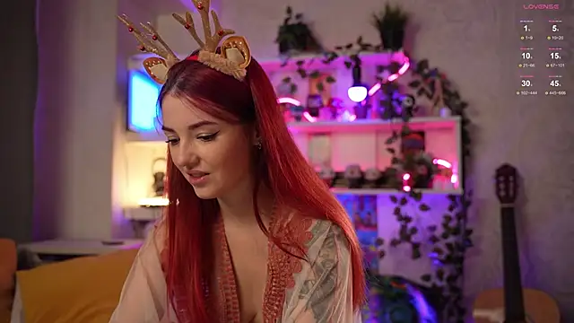 Snapshot of Charmings_054 chatting on 12/20/24, 07:07 Charmings 054 online show from 12/20/24, 07:07