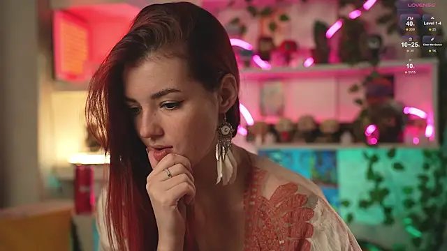 Snapshot of Charmings_054 chatting on 02/09/25, 05:22 Charmings 054 online show from 02/09/25, 05:22