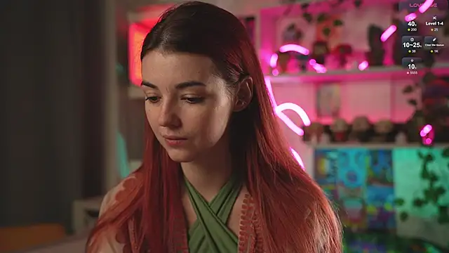 Snapshot of Charmings_054 chatting on 02/16/25, 05:04 Charmings 054 online show from 02/16/25, 05:04