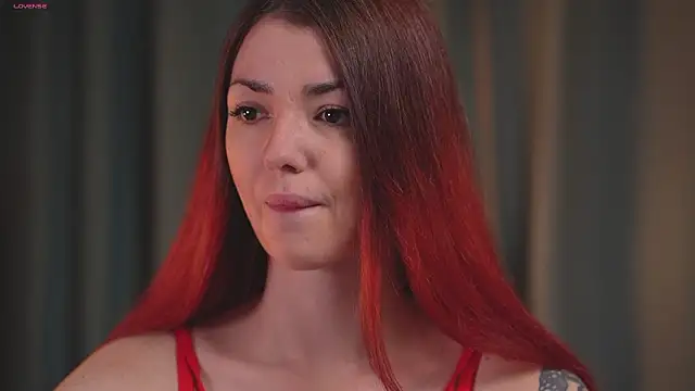 Snapshot of Charmings_054 chatting on 02/27/26, 04:18 Charmings 054 online show from 02/27/26, 04:18