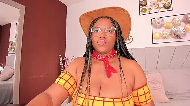 Makena gh online show from 10/26/25, 04:29