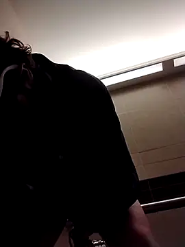 axelongshaft69 online show from 12/19/25, 05:47