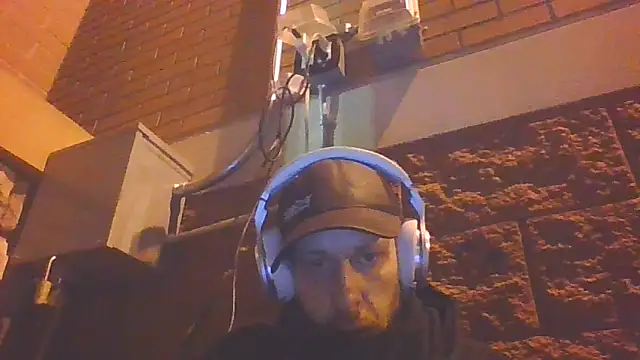 axelongshaft69 online show from 04/02/26, 10:24