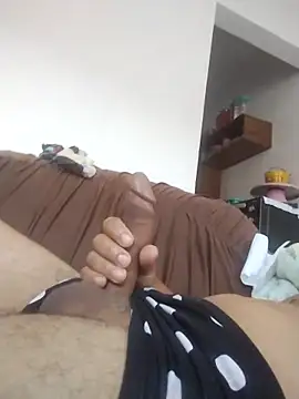 Snapshot of Malubrotudo chatting on 02/27/25, 09:32 Malubrotudo online show from 02/27/25, 09:32