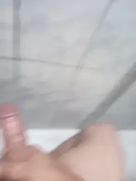 Snapshot of Malubrotudo chatting on 10/13/25, 09:04 Malubrotudo online show from 10/13/25, 09:04