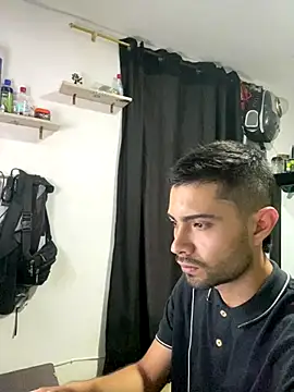 Jestebanano online show from 12/15/25, 03:22