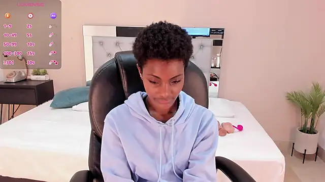 kenya stone 1 online show from 02/24/25, 07:41