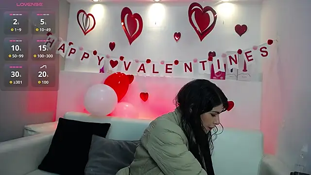 Snapshot of Melodi_Roux chatting on 02/15/26, 01:09 Melodi Roux online show from 02/15/26, 01:09