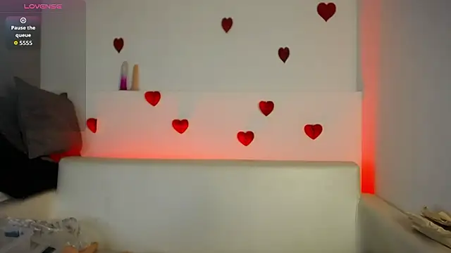 Snapshot of Melodi_Roux chatting on 03/02/26, 01:18 Melodi Roux online show from 03/02/26, 01:18