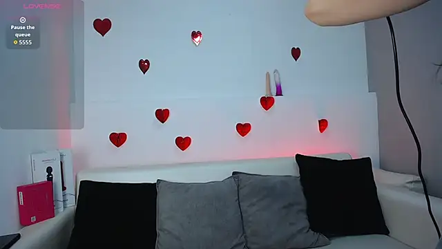 Snapshot of Melodi_Roux chatting on 03/03/26, 01:39 Melodi Roux online show from 03/03/26, 01:39