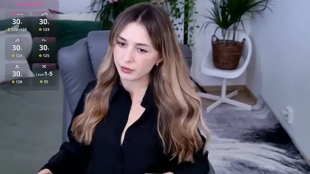 Sophie Enzo online show from 11/13/25, 11:42