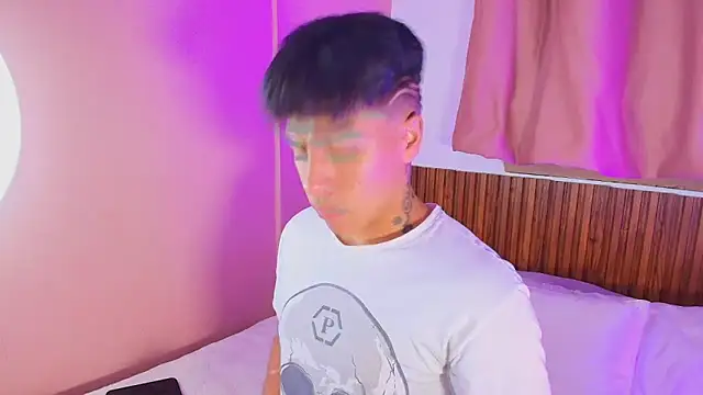 kiing azahell online show from 03/21/26, 01:43