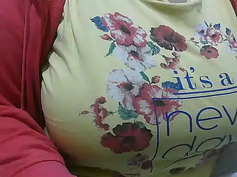 Queen of boobs01 online show from 12/29/24, 04:30