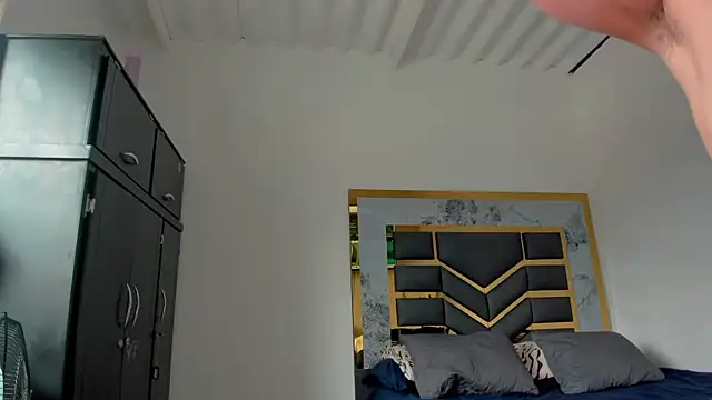 Snapshot of MattDevon chatting on 09/30/25, 05:29 MattDevon online show from 09/30/25, 05:29