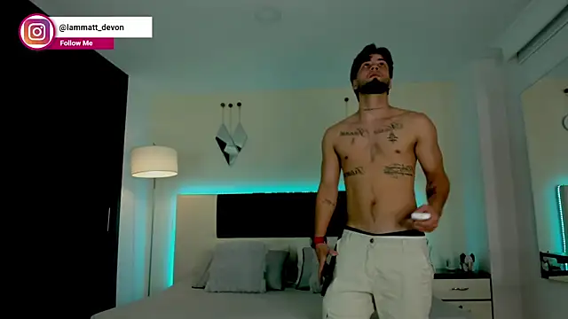 Snapshot of MattDevon chatting on 11/26/25, 03:40 MattDevon online show from 11/26/25, 03:40